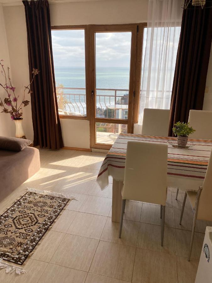 Family Hotel Rai-Only Adults Golden Sands Exterior photo