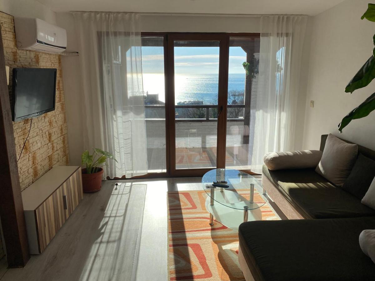 Family Hotel Rai-Only Adults Golden Sands Exterior photo